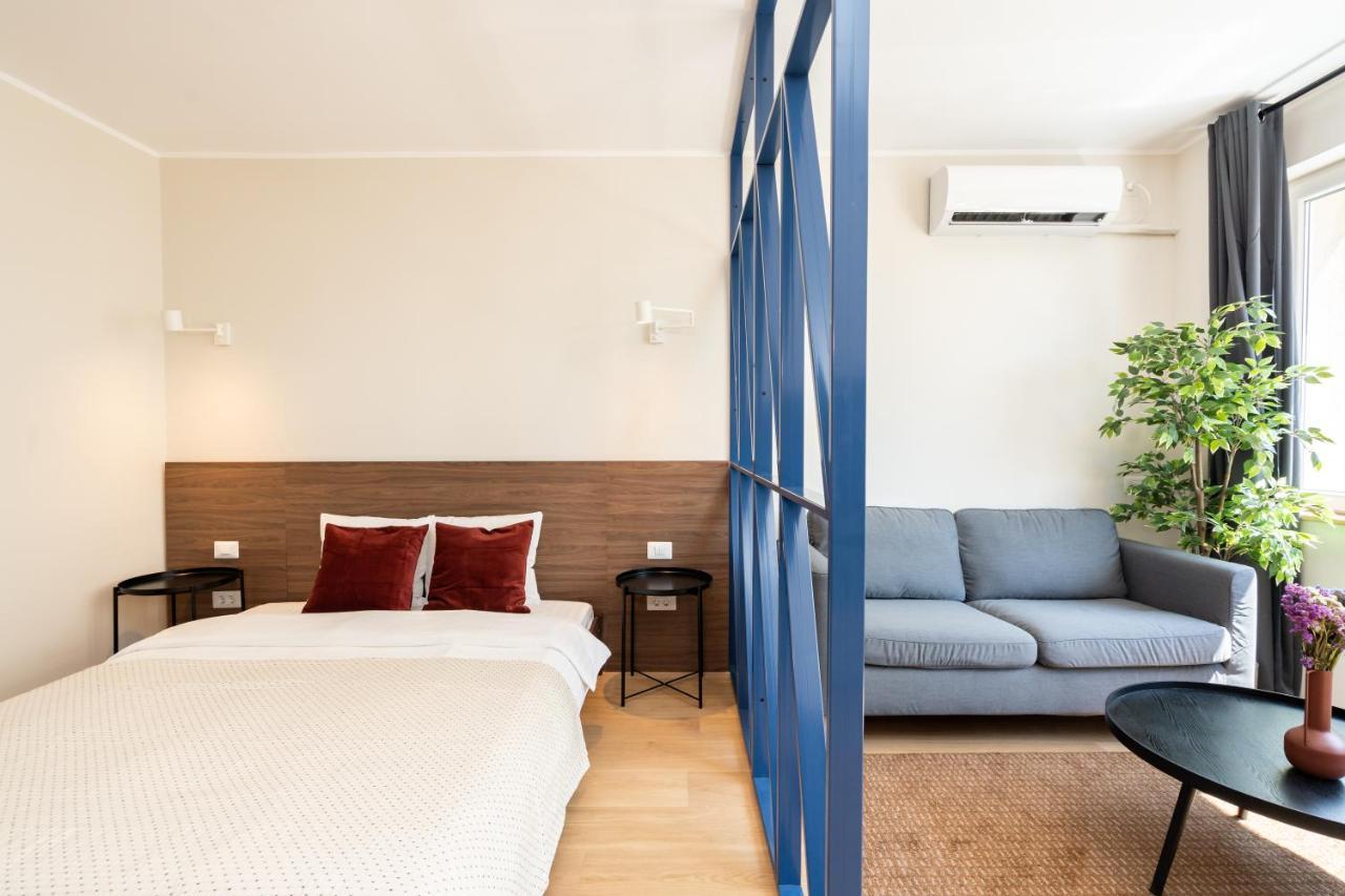 בוקרשט Elegant Studio In The Heart Of The Town מראה חיצוני תמונה