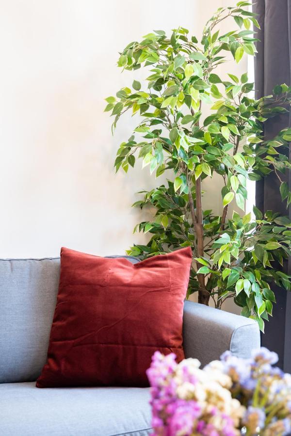 בוקרשט Elegant Studio In The Heart Of The Town מראה חיצוני תמונה